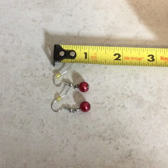 NWT Paparazzi Red Shiny Drop Earrings - Picture 3 of 3